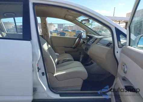 2008 Nissan Versa 1.8S z USA, uszkodzony, nr VIN 3N1BC13E28L376620